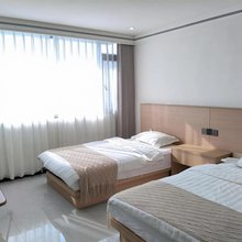 蓝胜酒楼(禄充风景区店)
