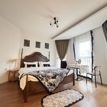 Moonlight芳地法式生活公寓(金沙滩啤酒城店)