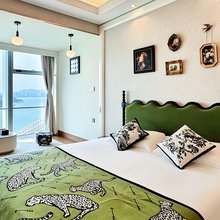 厦门崧蓝之境高空海景美宿(世茂双子塔演武大桥店)