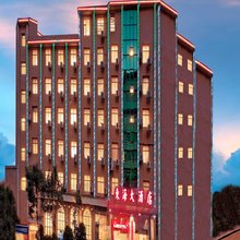 镇雄东海大酒店(南台小学｜南大街店)