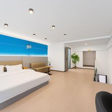 泊湾影院公寓(安吉会展中心店)