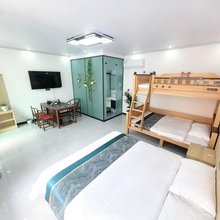 大峡谷镇亚飞民宿(青龙峡大河漂流店)