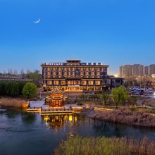 开封万岁山武侠城美居酒店