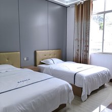 通灵鸿运民宿