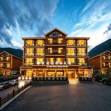 神农架古道边精品民宿(大九湖坪阡古镇店)