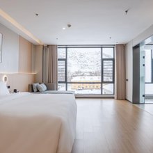 可可托海山禾里国际酒店