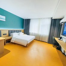 栖岸美季酒店(凤凰店)