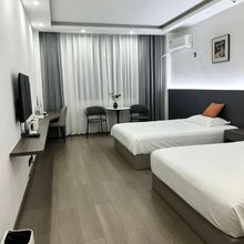 保山良晨酒店(潞江镇店)