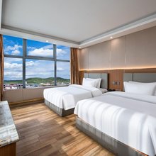 若尔盖牧马人酒店