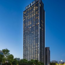 哈尔滨松北世茂大道桔子水晶酒店