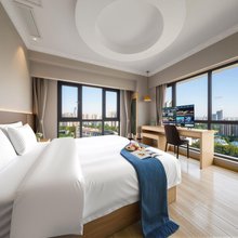 重庆星澜君酒店(石桥铺地铁站建工学校店)