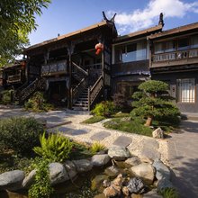 赵公馆丨榕悦园林庭院(丽江古城木府店)