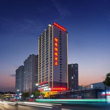 倾国倾城酒店(阿克苏天百时尚购物中心店)