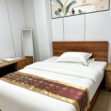 兴洪轻奢住宿