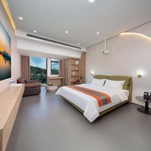 悦客居里高端公寓(邛海湿地海河店)