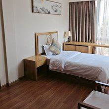 博康明月山溪民宿(弥勒湖泉生态园店)