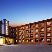 艺龙万国酒店(忻州职业技术学院店)