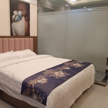 秋辰居酒店(昭通古城店)