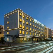 潮漫酒店(中山市儿童公园药科大学店)