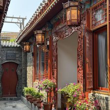 北京八间坊四合院