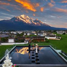 安缦境·日照金山·Snow Peak|云境全景庄园(白沙古镇店)
