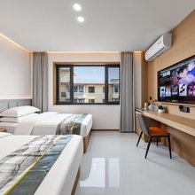 曼朵酒店(内蒙古大学医院店)