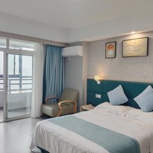 美晨假日公寓酒店(宜昌CBD购物中心解放路步行街店)