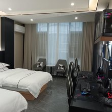 莱斯特酒店