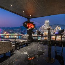 曼瑟维拉·地标高空江景酒店(西双版纳景洪泼水广场江边夜市店)
