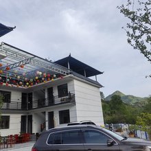 麦积山石窟风情小院