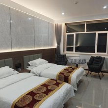 二连浩特市榕浩精选酒店(二连站店)