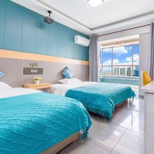 聚辉民宿(西安钟鼓楼回民街店)
