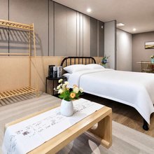 星途拾间小院(中山竹苑店)
