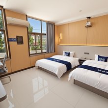 轻住酒店(新城路蒙阴县人民医院店)