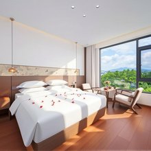 腾冲秋光渡民宿(滇西抗战纪念馆国殇墓园店)