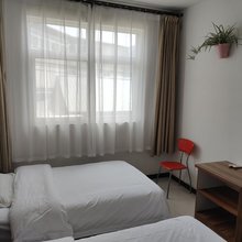 荣荣农家宾馆(西安丰裕口店)