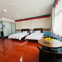 纳木那尼观景酒店(冈仁波齐景区店)