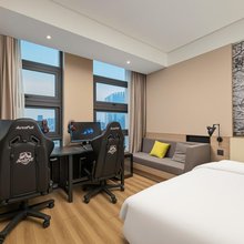 美娱·星峰电竞酒店(运城盐湖万达广场店)