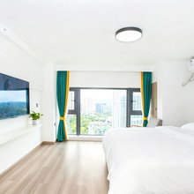 本舍精品公寓(青山湖宝龙广场店)