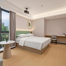合肥西站泊莱·悦酒店(国防科技大学地铁站店)