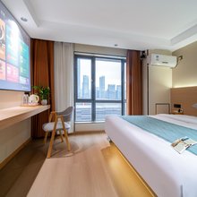 熙尔设计师智能酒店(贵阳中天会展城国际生态会议中心店)