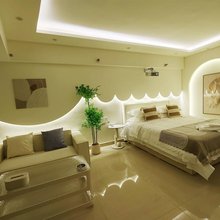 YHOTEL轻奢影音民宿(摩尔城店)