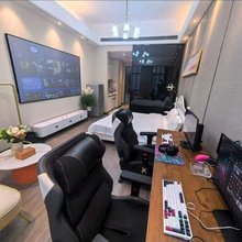 雷霆电竞投影主题影院公寓(滨海高铁站店)
