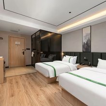 格林豪泰智选酒店(济南英才学院店)