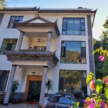 云龙诺门客栈