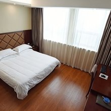 温州红石滩露营驿站