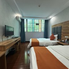 全雅酒店(贵州医科大学附属医院新印厂1950店)