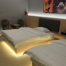翁源金云酒店(新江镇店)