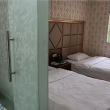 鑫兴招待所(西安吉祥村店)