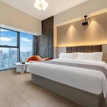 栗子酒店(五一广场培元桥地铁站店)